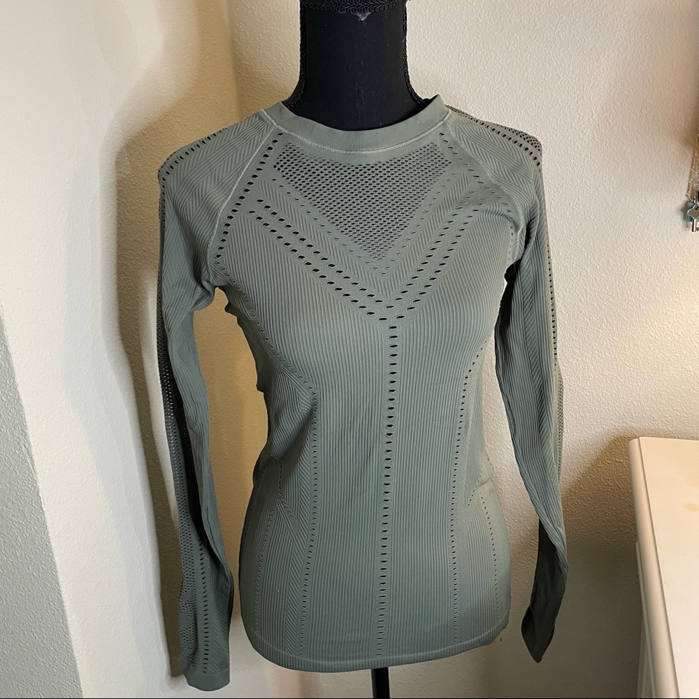[Athleta] Got Oxygen Long Sleeve Top